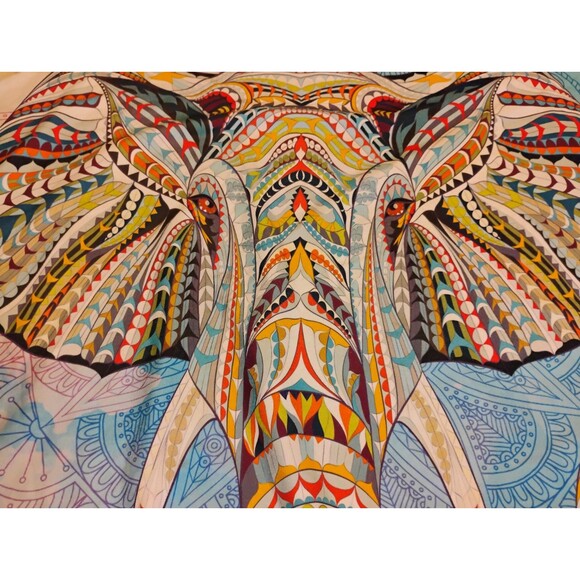 HUGE Prissy Jane Round Elephant Beach Towel 5 FEET ACROSS Psychedelic Elephant - Picture 6 of 6